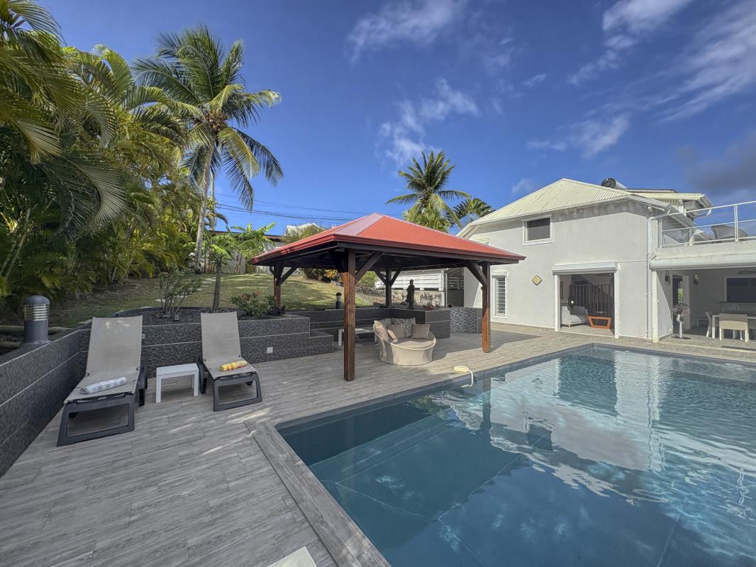 9.Location villa piscine vue mer Saint François Guadeloupe_Piscine